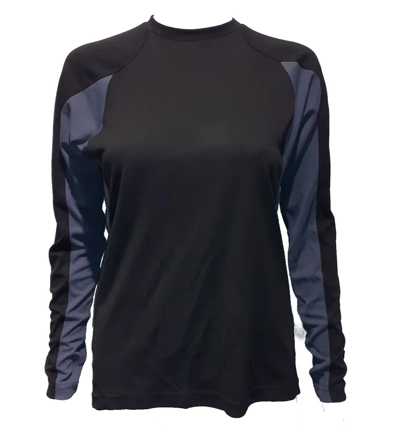 Altura Cyclone Ladies Long Sleeve Base Layer in Black size 12
